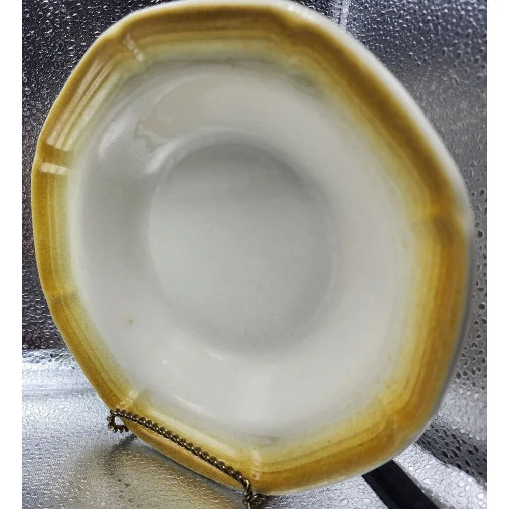 MADE IN THE USA Soup/Cereal/Salad Bowls Scalloped Yellow Rim (3 bowls & 1 plate)